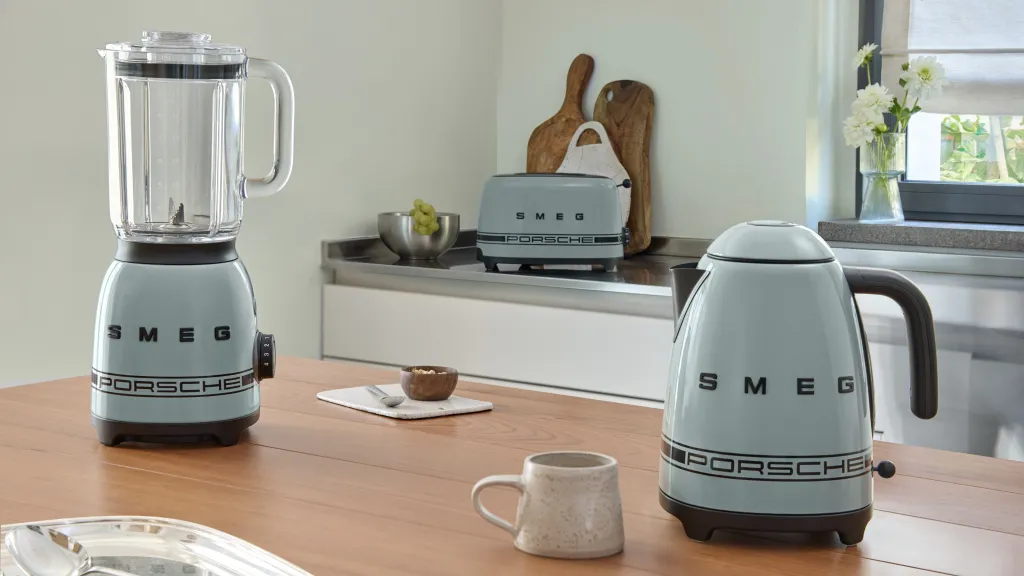 Smeg и Porsche представляют потрясающую коллекцию кухонной техники, выпущенную ограниченным тиражом
