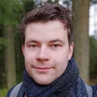 Том Бедфорд