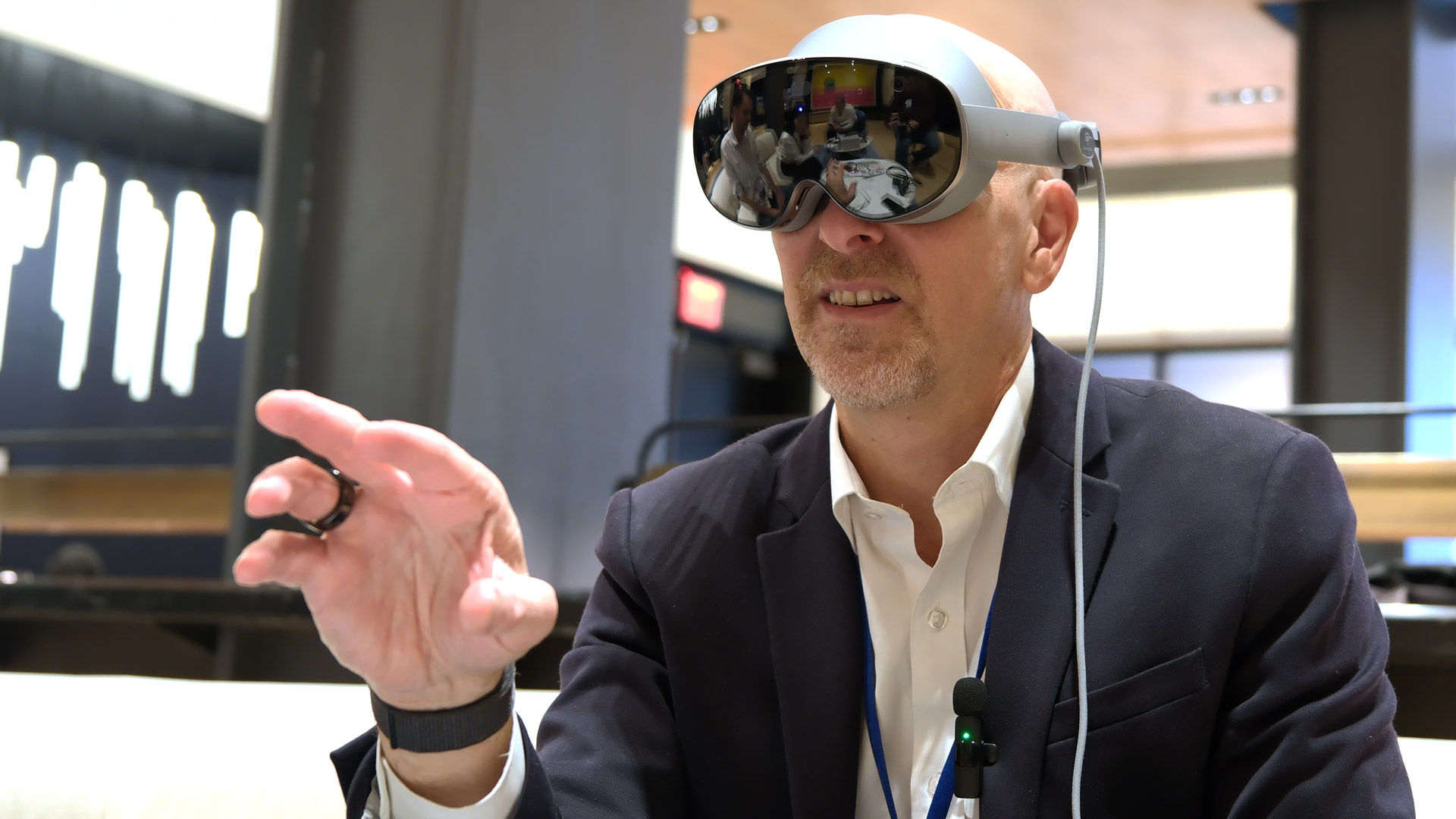 Samsung Galaxy XR: умная, легкая и вдвое дешевле Vision Pro