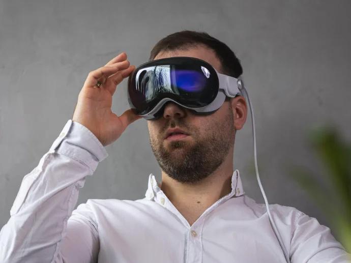 Утечка FCC подтвердила худшие опасения: Vision Pro 2 станет минорным обновлением за старую цену