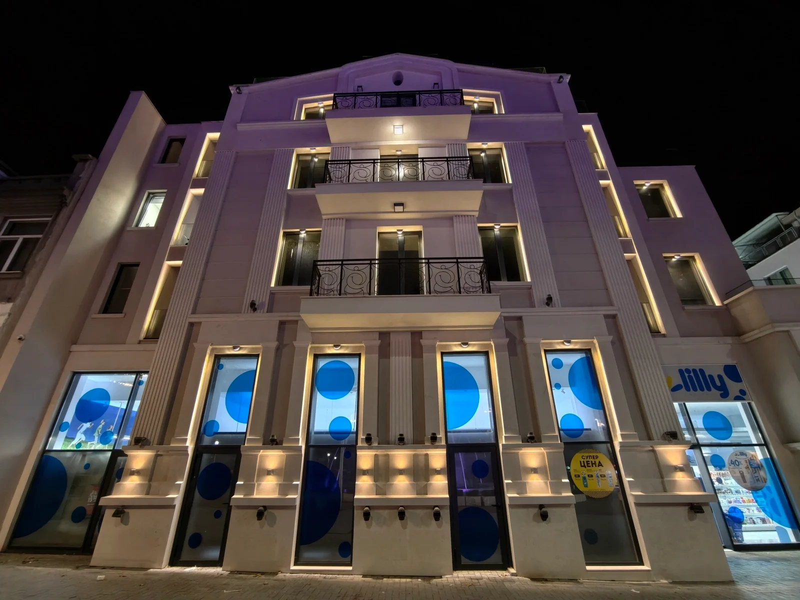 Vivo X300 Pro против Oppo Find X9 Pro : два исключительных камерофона! картинка Oppo Find X9 Pro против Vivo X300 Pro