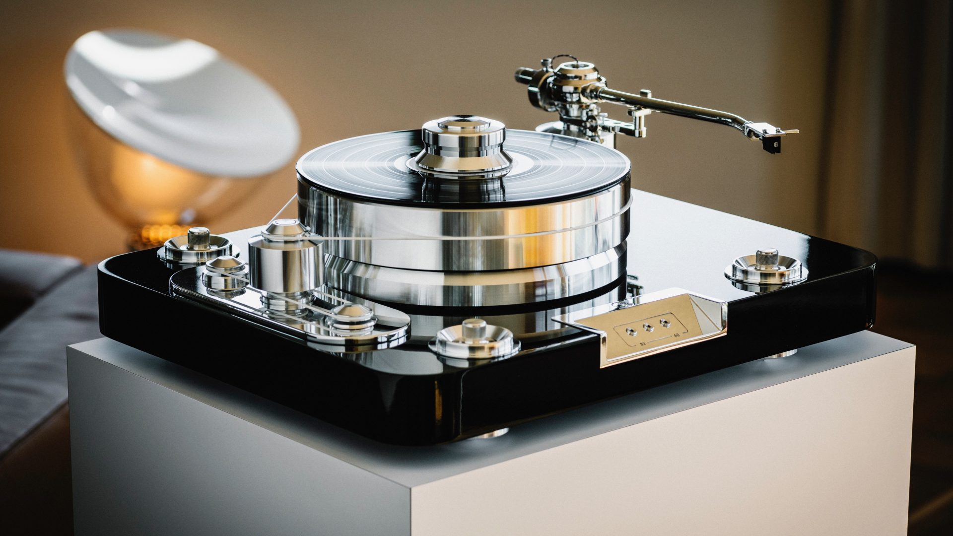 488184Венец творения Pro-Ject: знакомимся с проигрывателем Signature 12.2