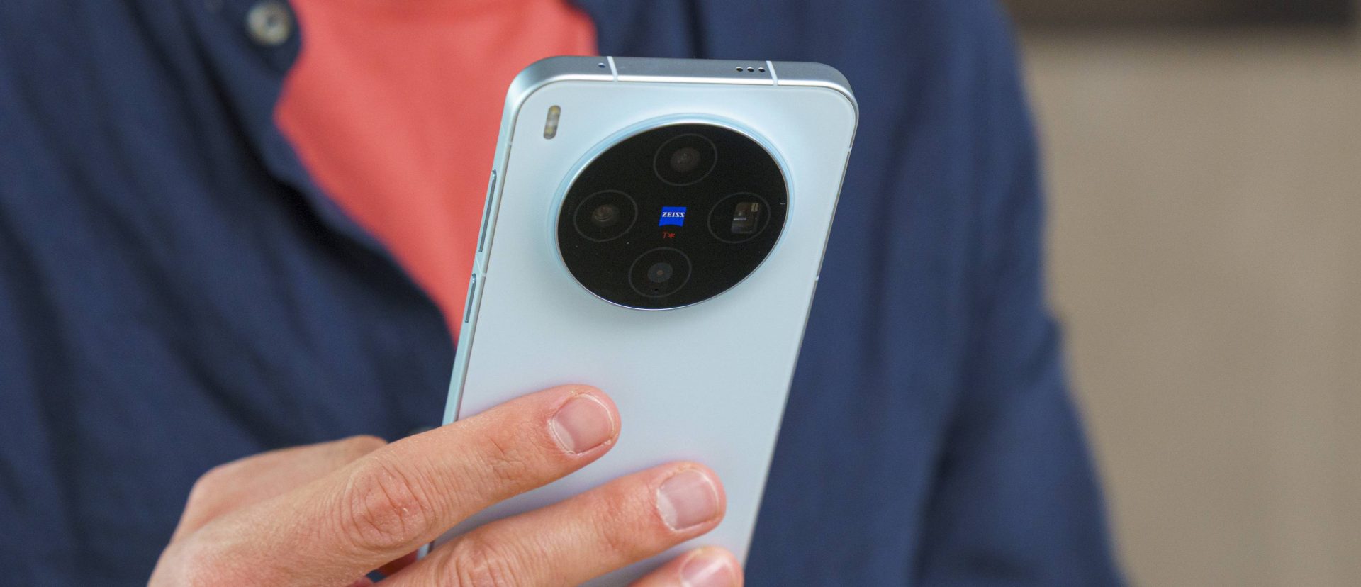 Война с лопатами: vivo наносит ответный удар