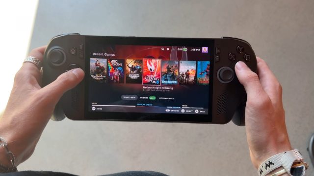 Windows — тормоз для ROG Ally: энтузиасты разогнали консоль на 32% с помощью Linux