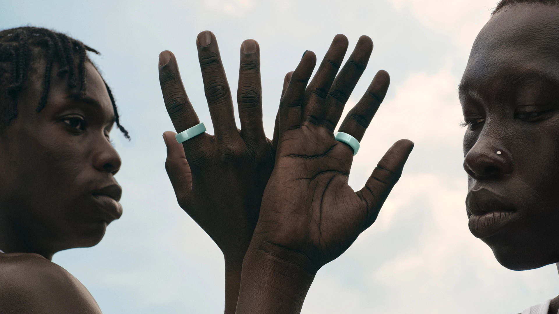 489933Забудьте Apple Watch: Oura Ring 4 стало ювелирным украшением, которое следит за вашим здоровьем