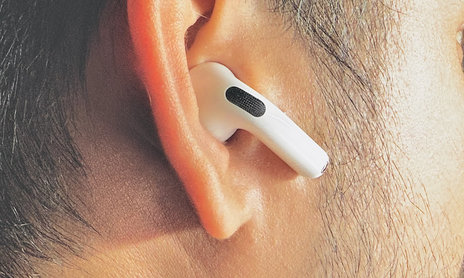 502053Забудьте о музыке: Apple превращает AirPods в гаджет для здоровья с датчиками и камерами