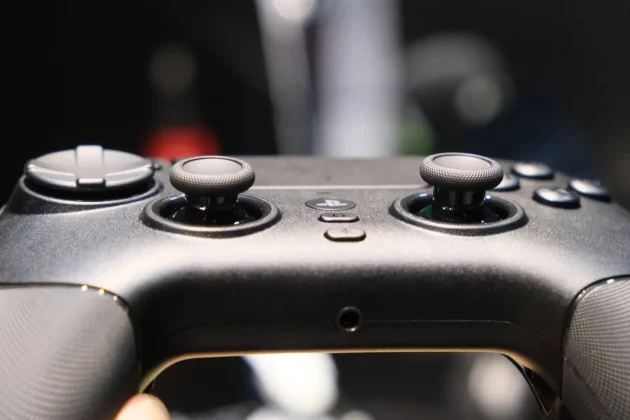 Забудьте про DualSense: Razer принесла ПК-точность на PlayStation 5