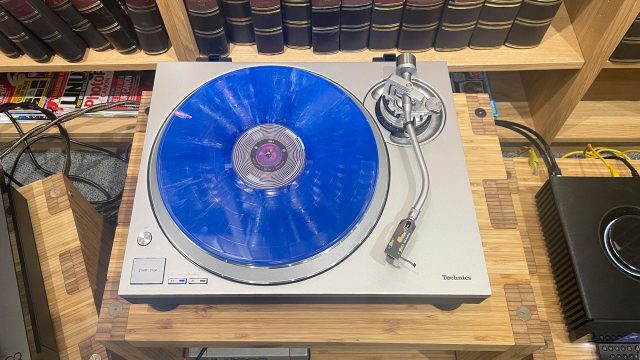 Обзор Technics SL-1300G: прочный, удобный и приятный в использовании