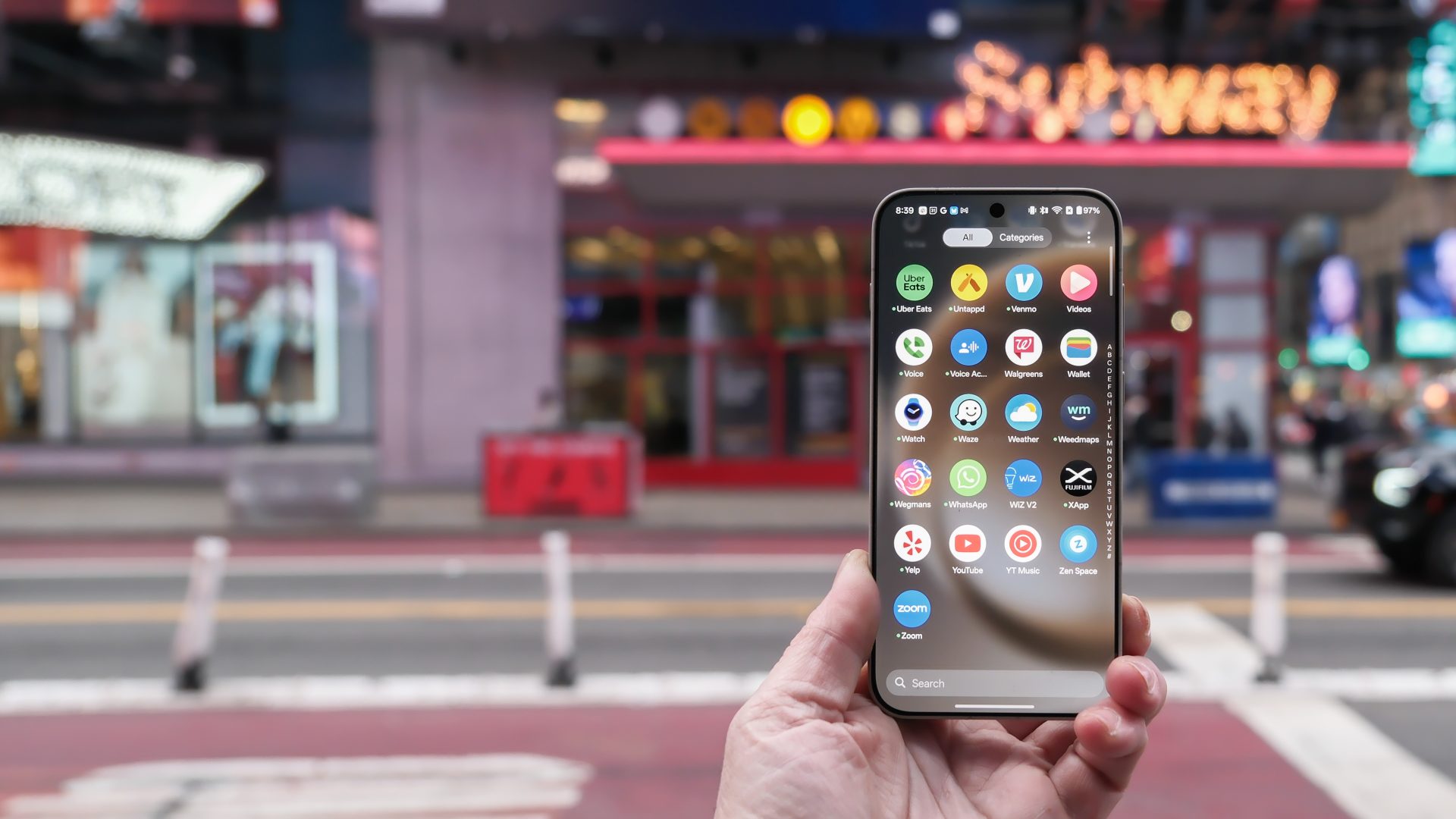 Обзор OnePlus 15 — топовый флагман с рекордной батареей картинка OnePlus 15