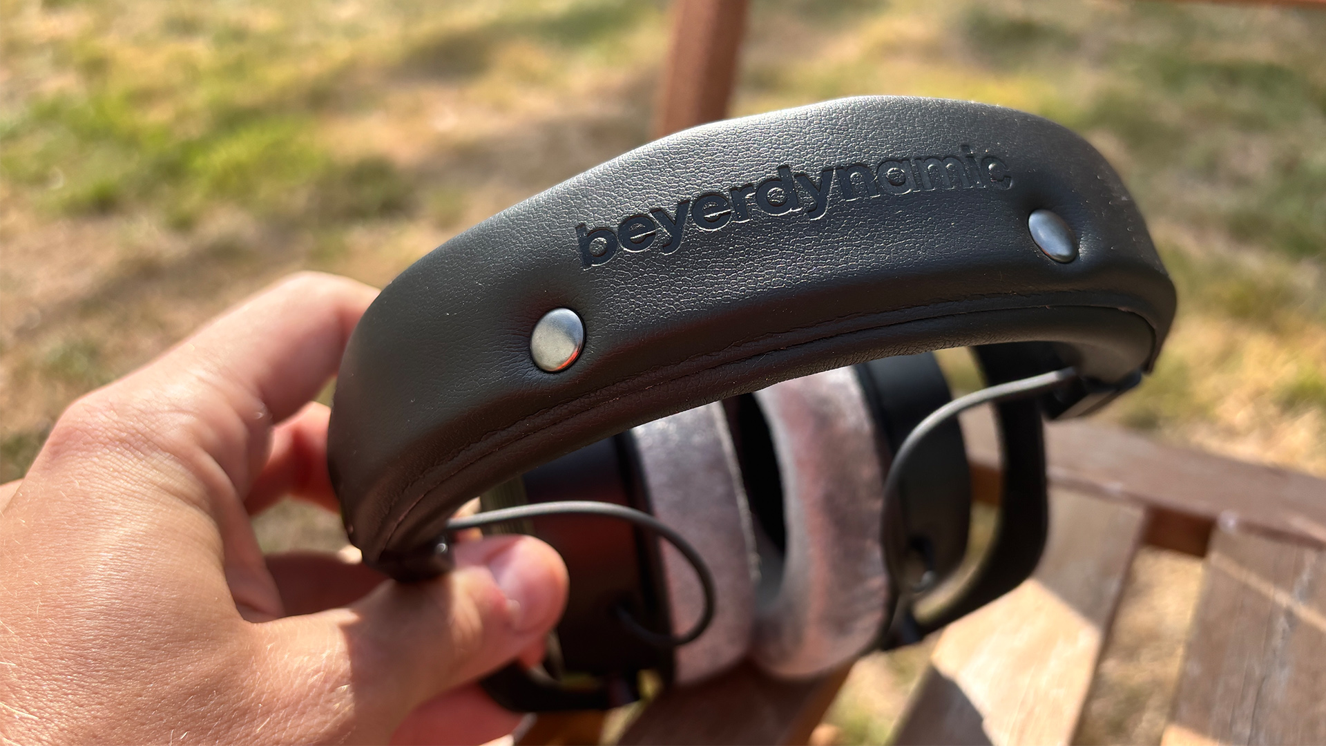 Beyerdynamic DT 990 Pro X