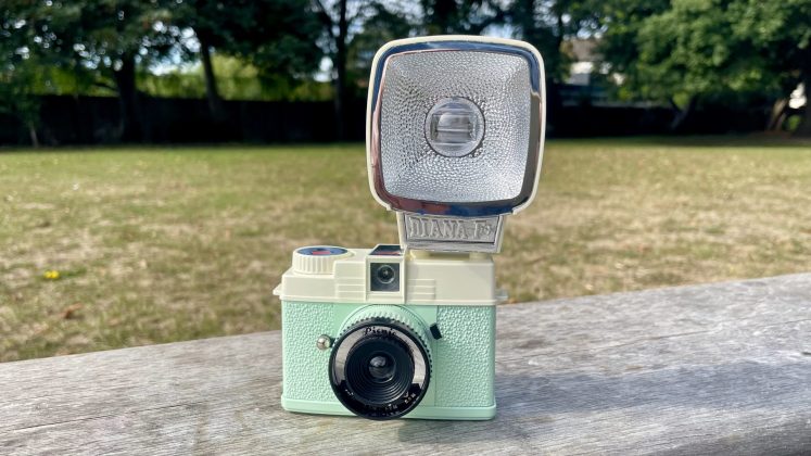 Lomography Lomourette