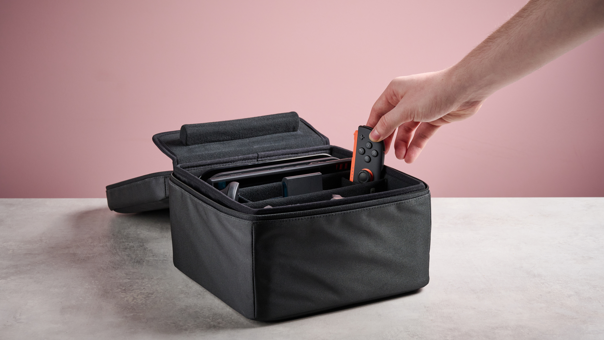 Чехол-трансформер для Nintendo Switch 2: стоит ли он своих денег?