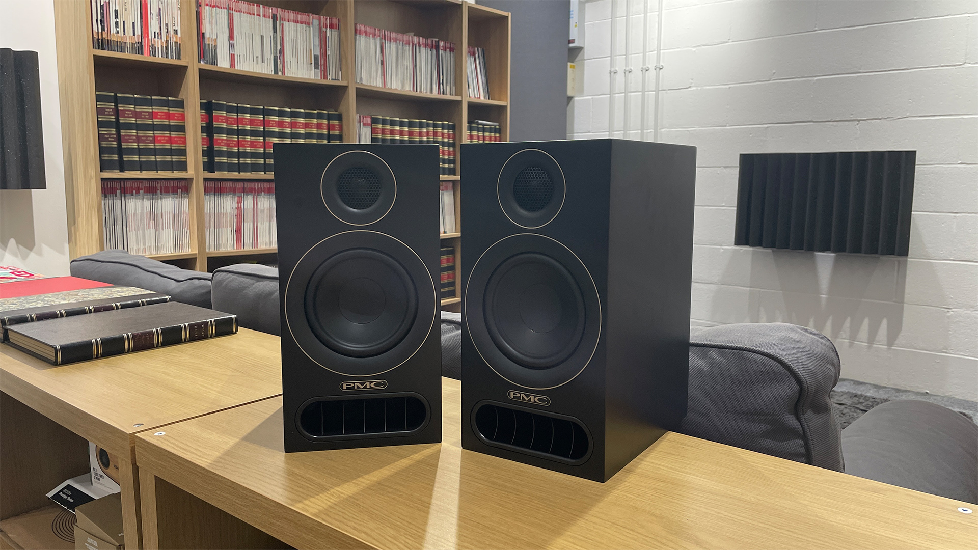 Лучшие напольные колонки 2025 года по версии What Hi-Fi — топ-6 лидеров