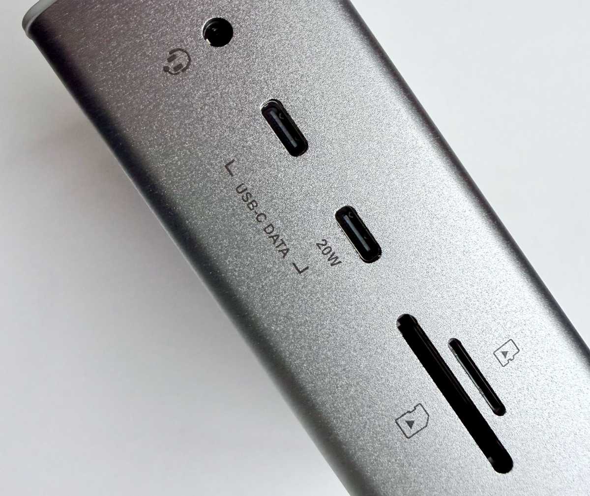 Обзор CalDigit TS5: первоклассная док-станция с 15 портами картинка CalDigit TS5