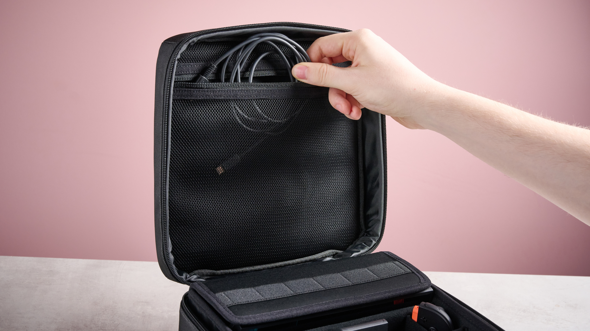 Чехол-трансформер для Nintendo Switch 2: стоит ли он своих денег?