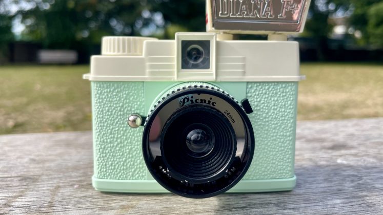 Lomography Lomourette