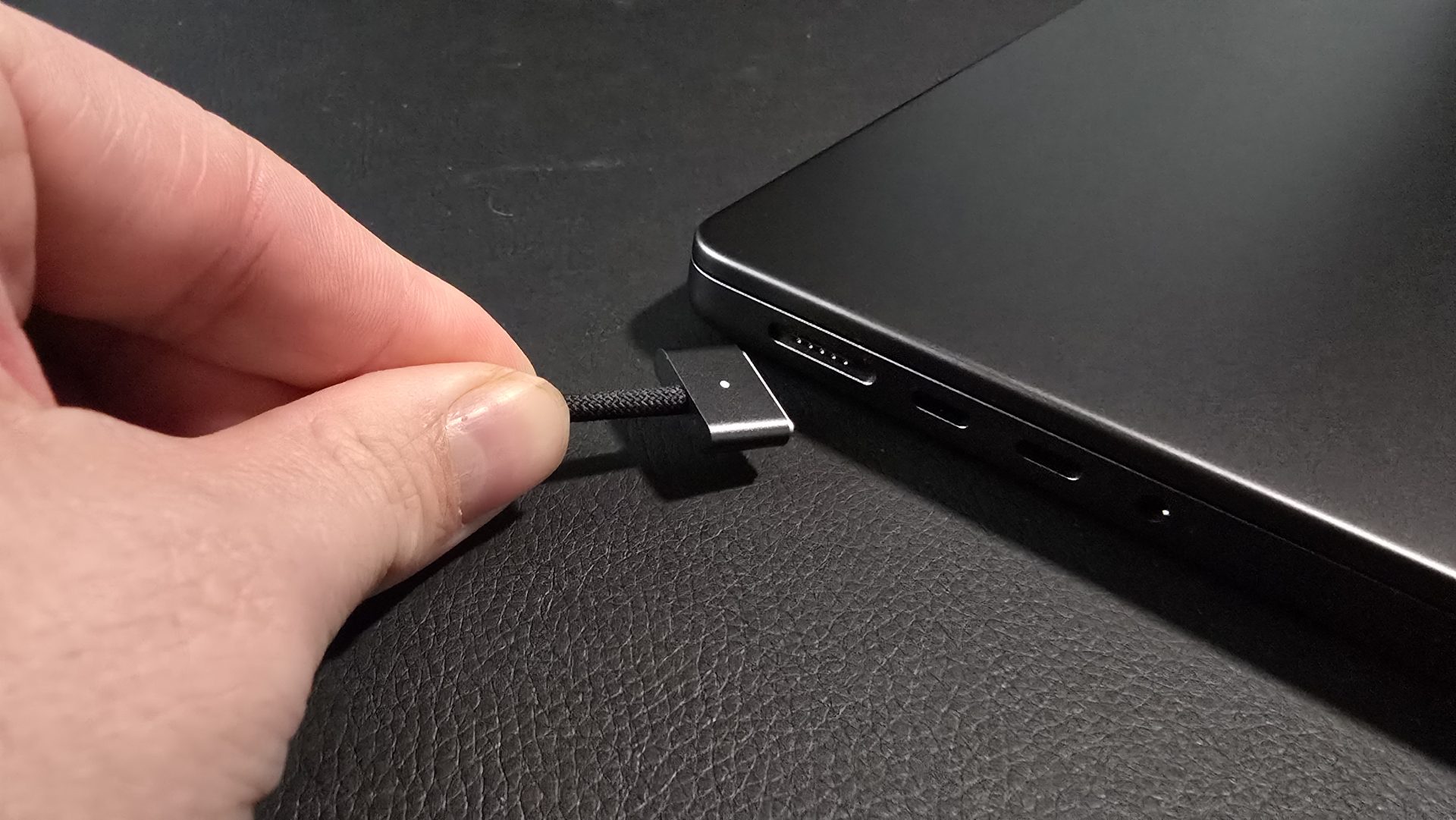 Apple MacBook Pro M5 