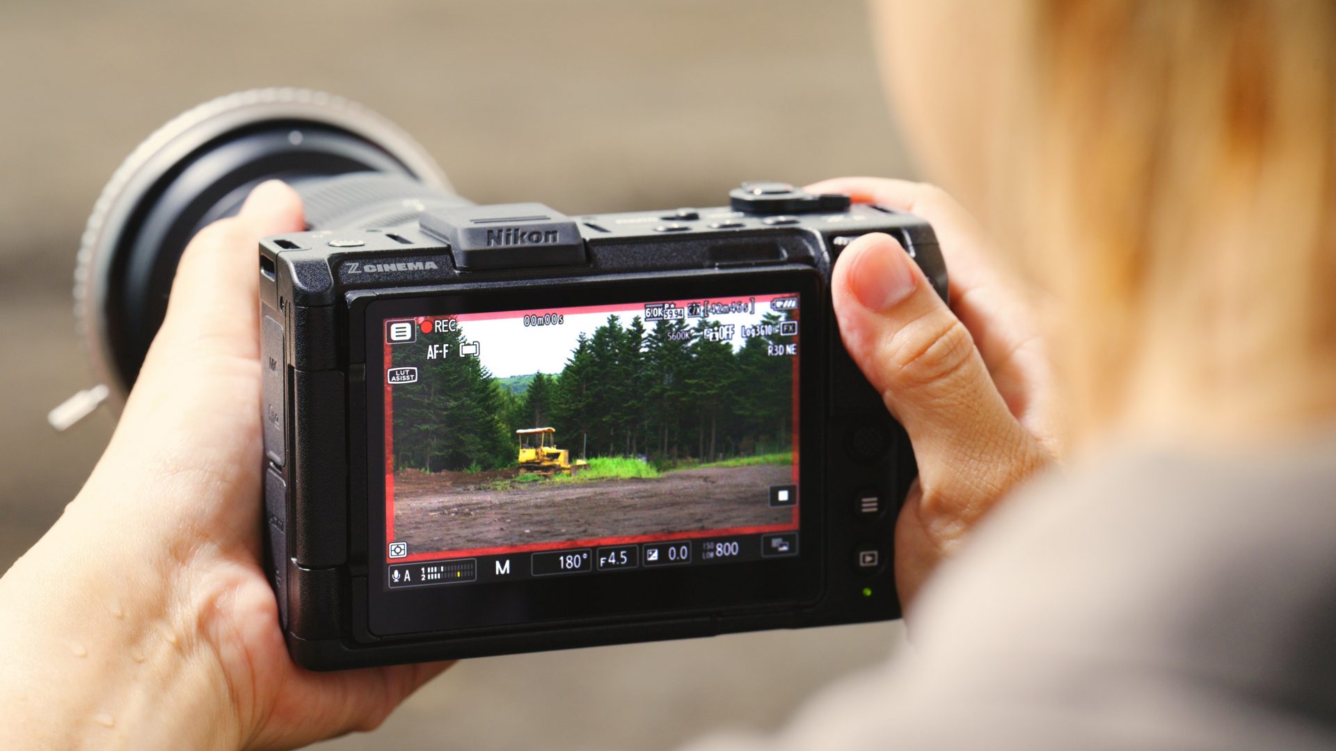 Обзор Nikon ZR — кинокамера с технологией Red и 6K картинка Nikon ZR