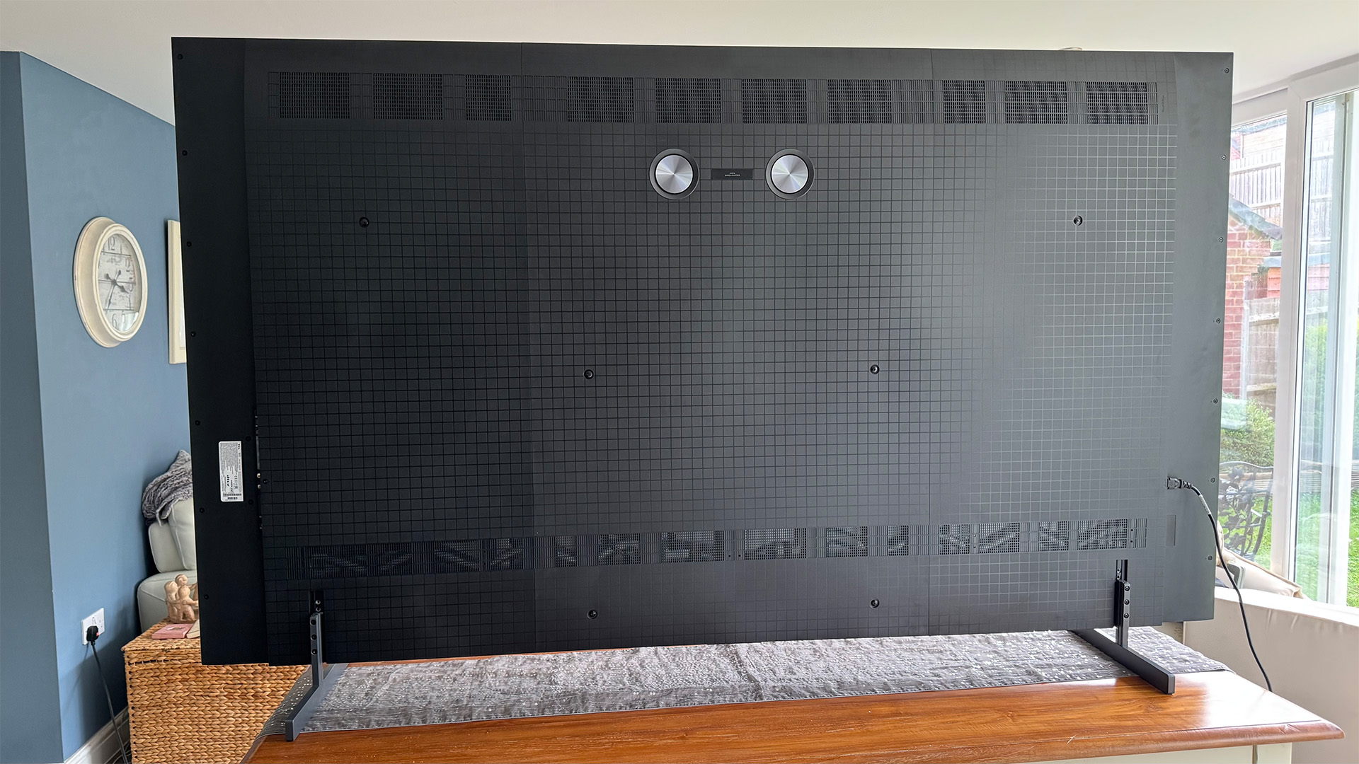 Обзор TCL 98C7K: доступный кусочек рая для домашнего кинотеатра