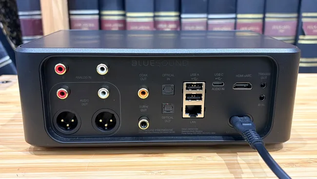 Обзор Bluesound Node Icon: на голову выше собратьев картинка Bluesound Node Icon