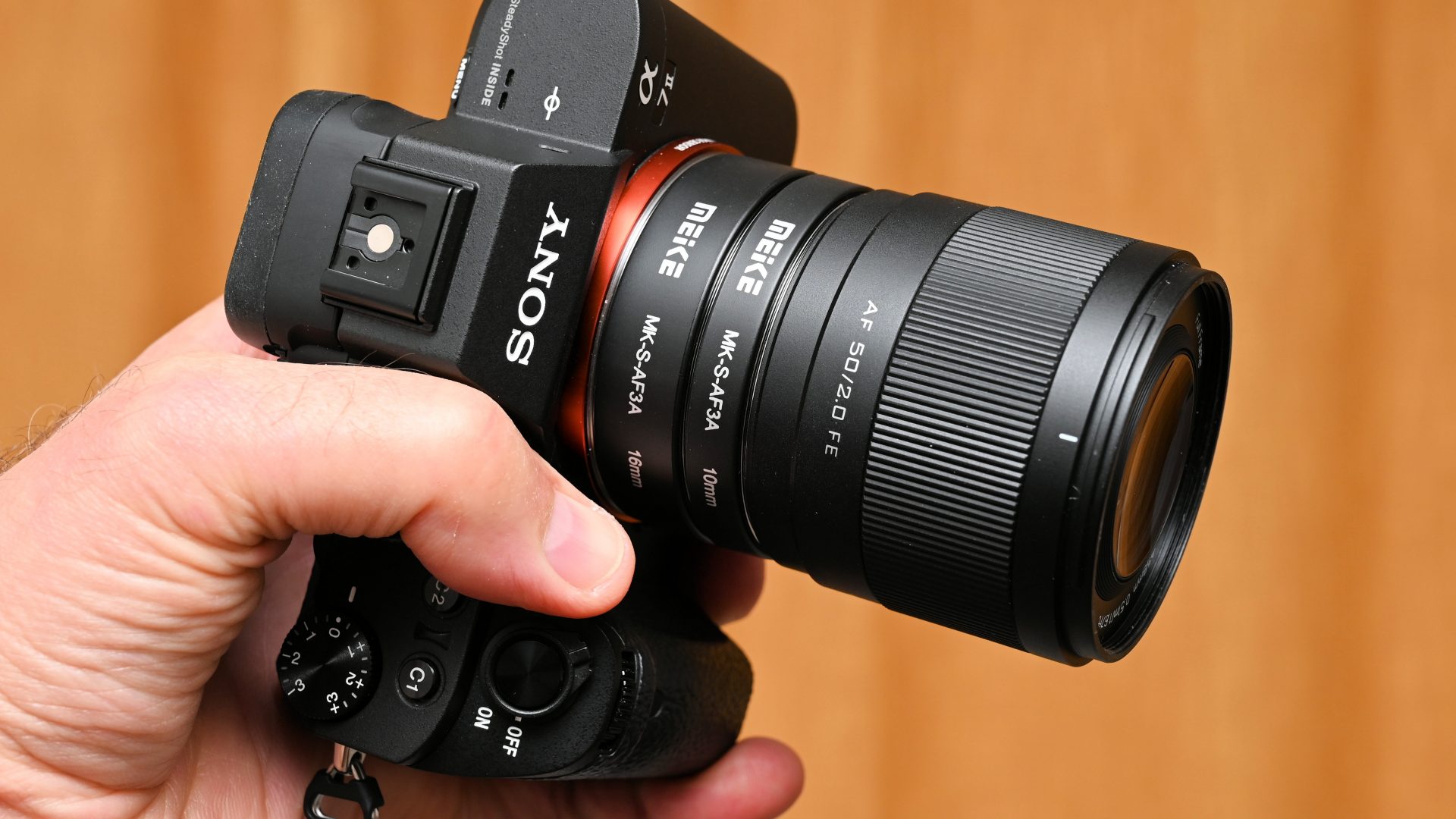 Аксессуар Meike MK: доступный апгрейд для макросъёмки