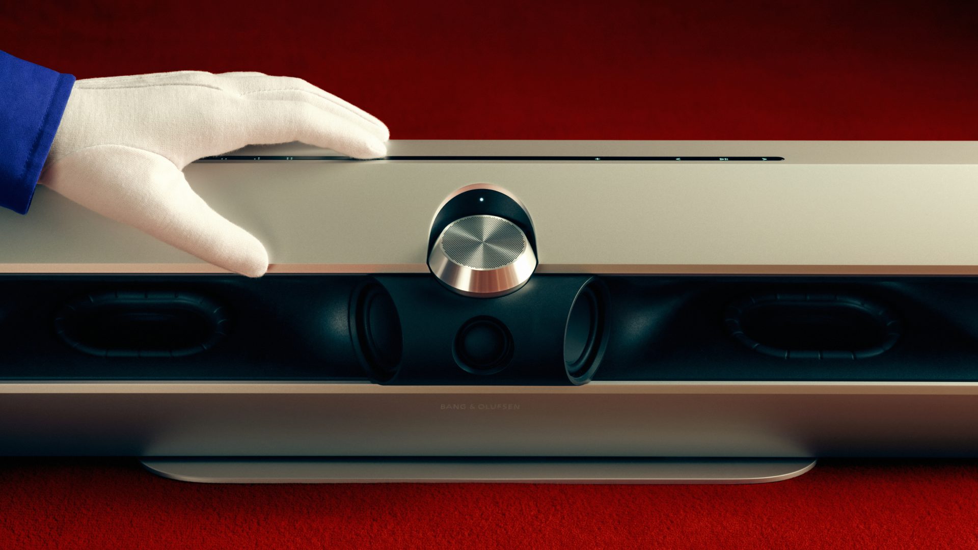 Bang & Olufsen Beosound Premiere — провал за полмиллиона. LG и Samsung могут спать спокойно