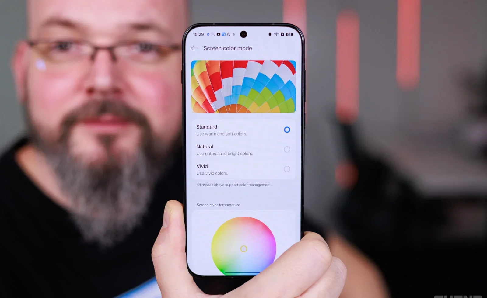 Обзор OnePlus 15: аутсайдер возвращается картинка OnePlus 15