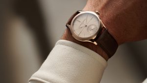 Часы Laurent Ferrier Classic Origin Beige разжигают страсть
