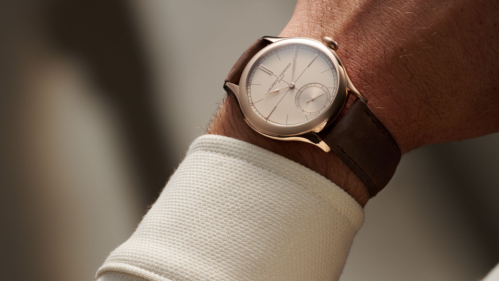 Часы Laurent Ferrier Classic Origin Beige разжигают страсть