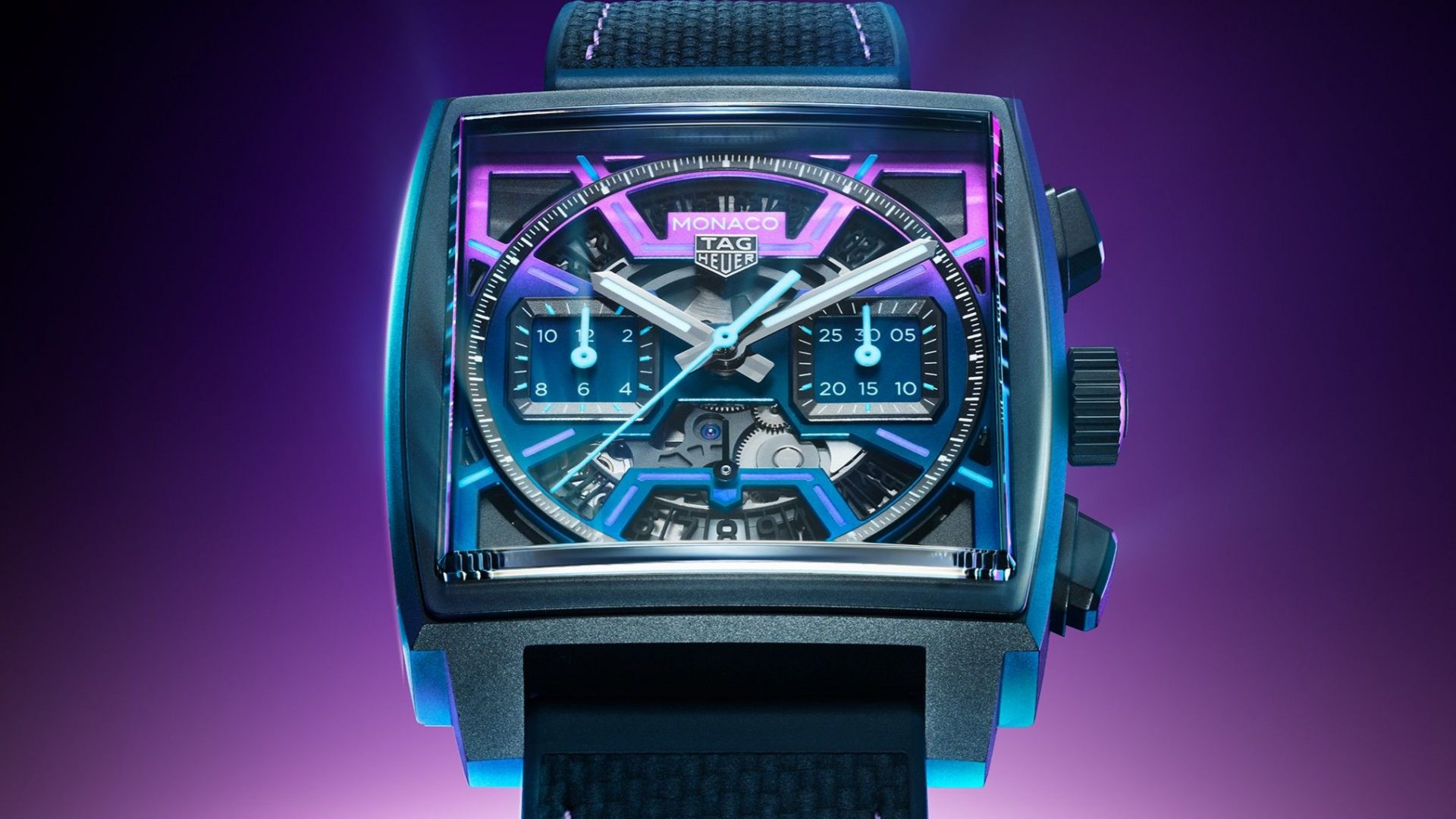 Часы TAG Heuer Monaco зажигают ночь Лас-Вегаса