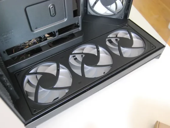 NZXT H9 Flow RGB+ (2025)