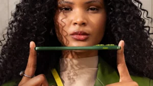 Motorola Edge 70 против iPhone Air: как продуманные характеристики меняют игру