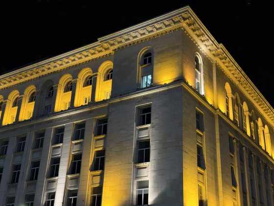 Примеры селфи: iPhone 17 Pro • iPhone 17 Pro Max