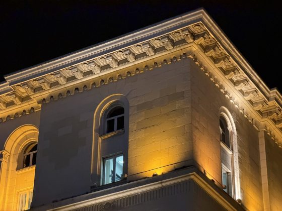 Примеры селфи: iPhone 17 Pro • iPhone 17 Pro Max