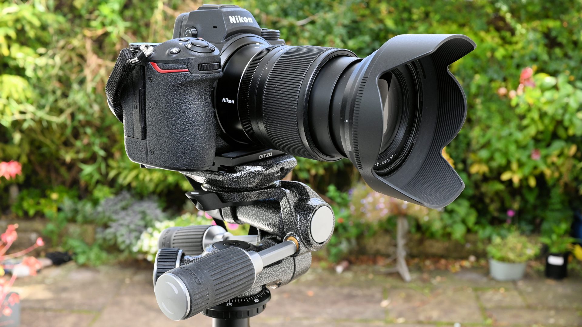 Обзор жидкостной головки Gitzo GHF3W: плавное движение и поддержка картинка Gitzo GHF3W — трёхпозиционная жидкостная головка