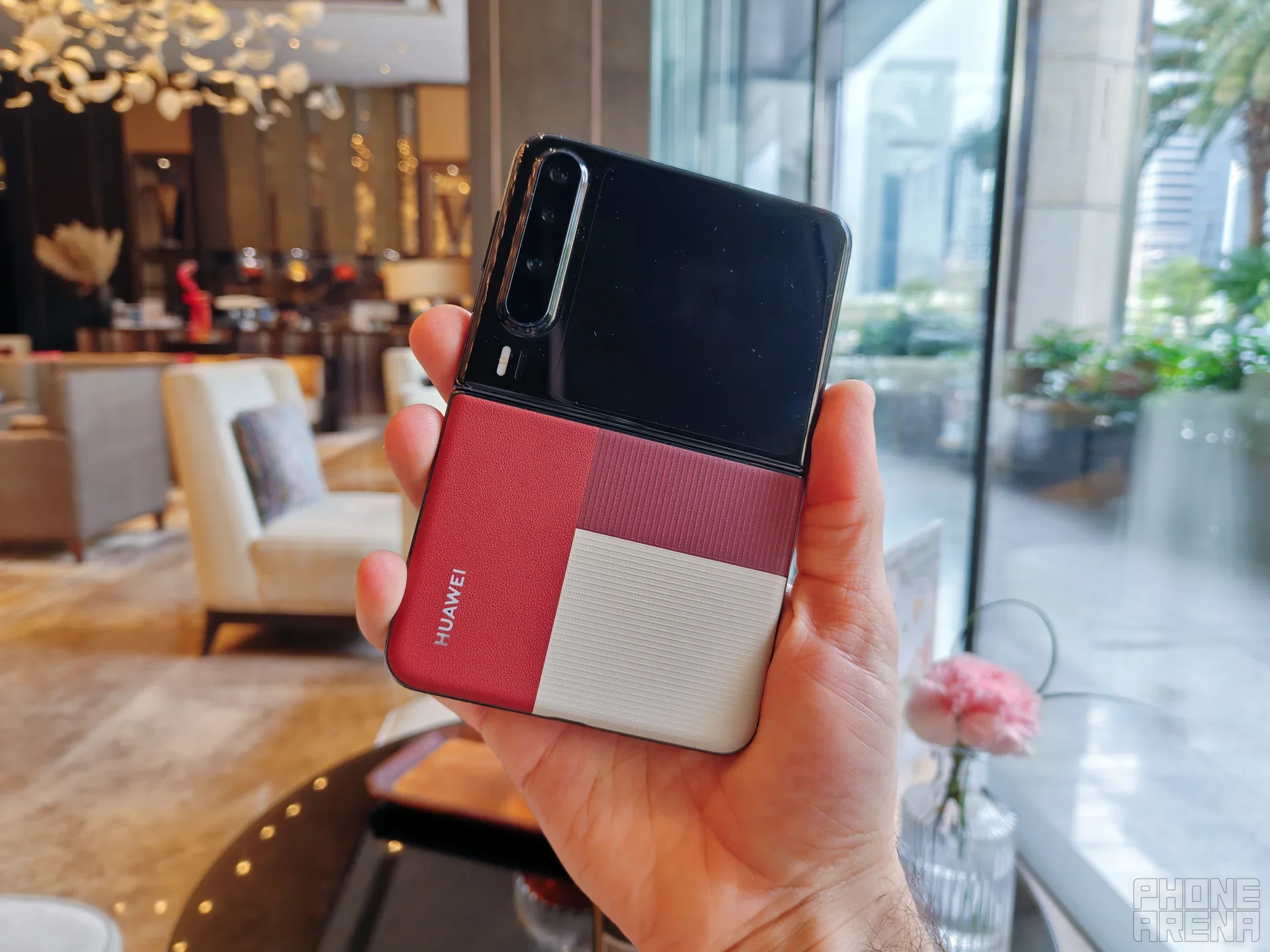 Huawei Pura X2 — идеальная раскладушка, которую вы всё равно не купите. И это провал