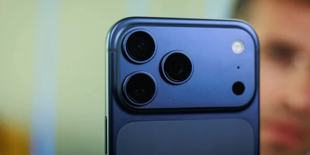 iPhone 18 Pro Max будет хуже, чем вы думаете Apple сделает его тяжелее кирпича и уберет полезную кнопку (2) iPhone 18 Pro Max будет хуже, чем вы думаете: Apple сделает его тяжелее кирпича и уберет полезную кнопку