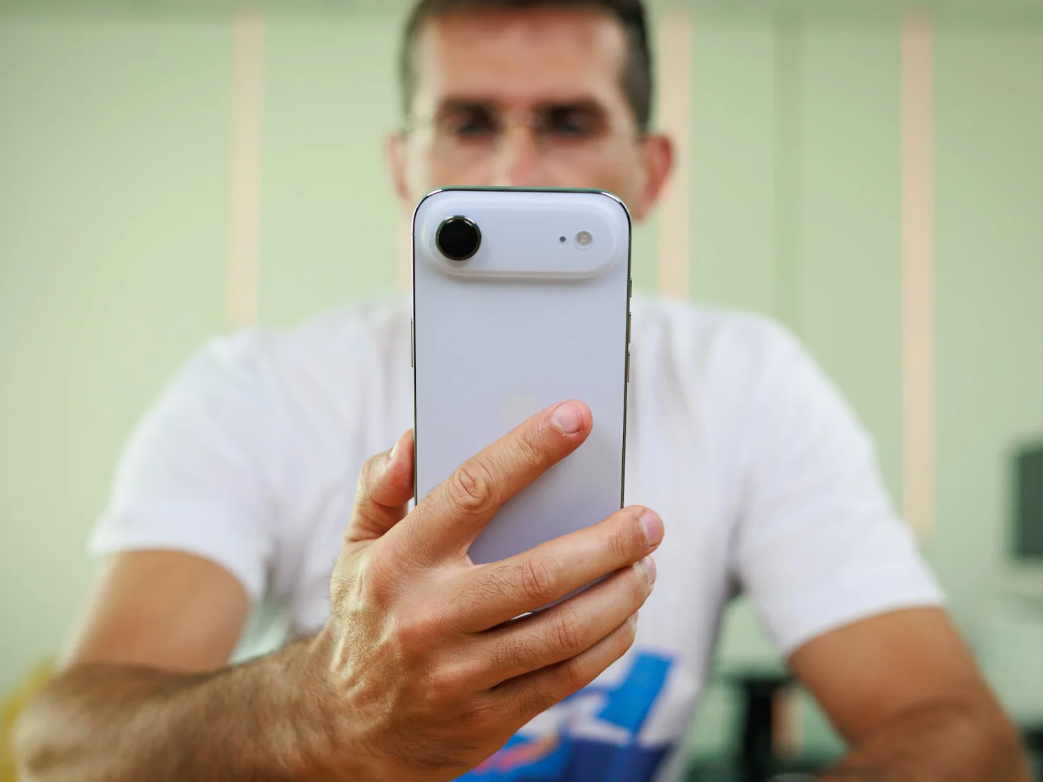 Вам не показалось: Apple действительно замедлилась. Когда ждать iPhone 18?