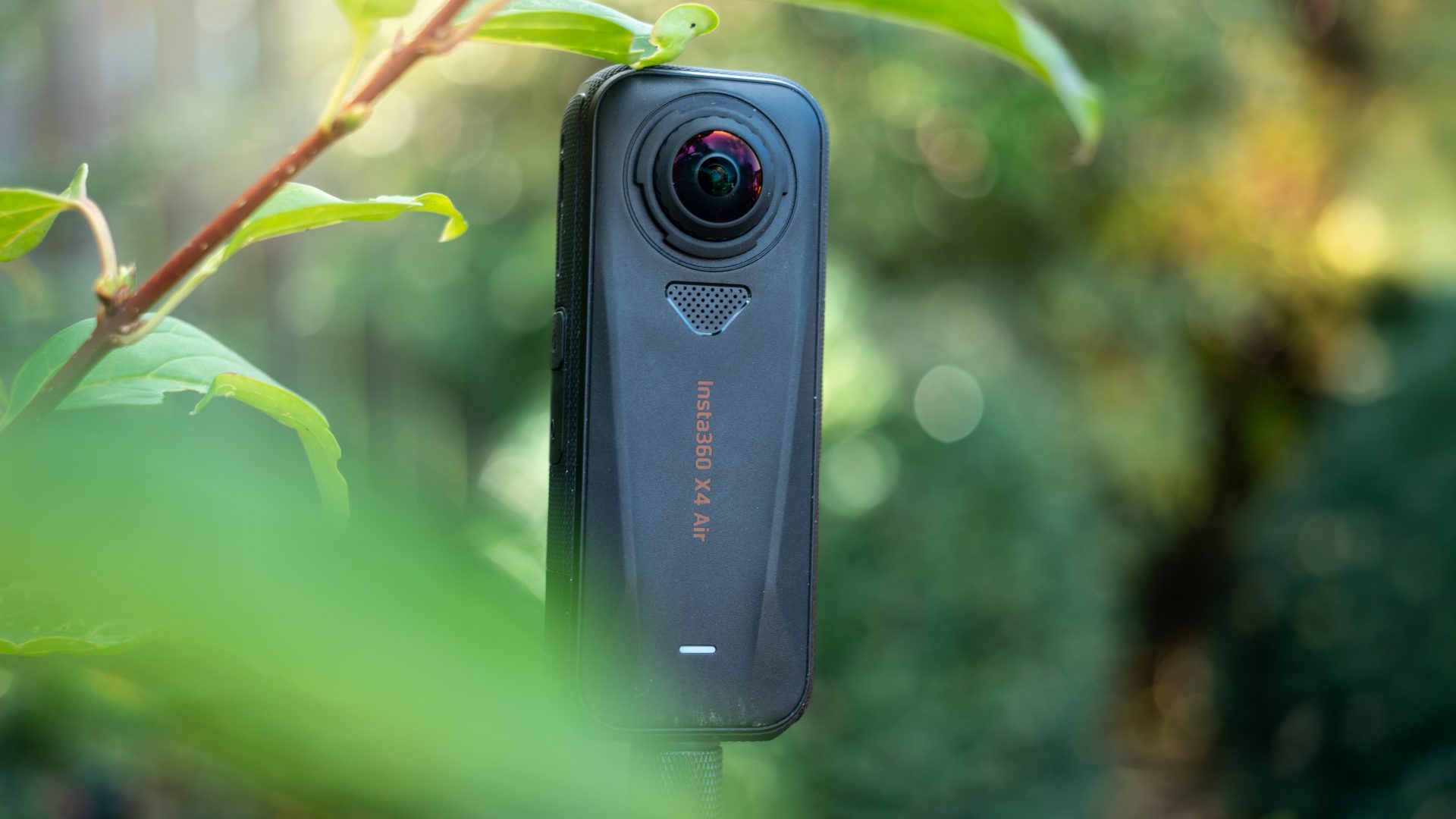 Камера Insta360 X4 Air — компактная 360° съёмка в 8K