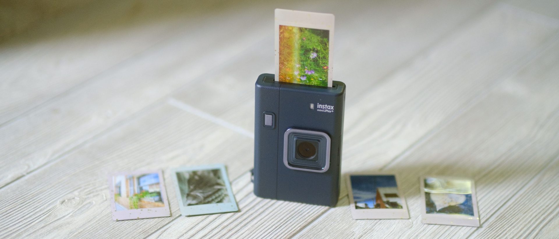 Обзор Fujifilm Instax Mini LiPlay+: эта камера печатает снимки