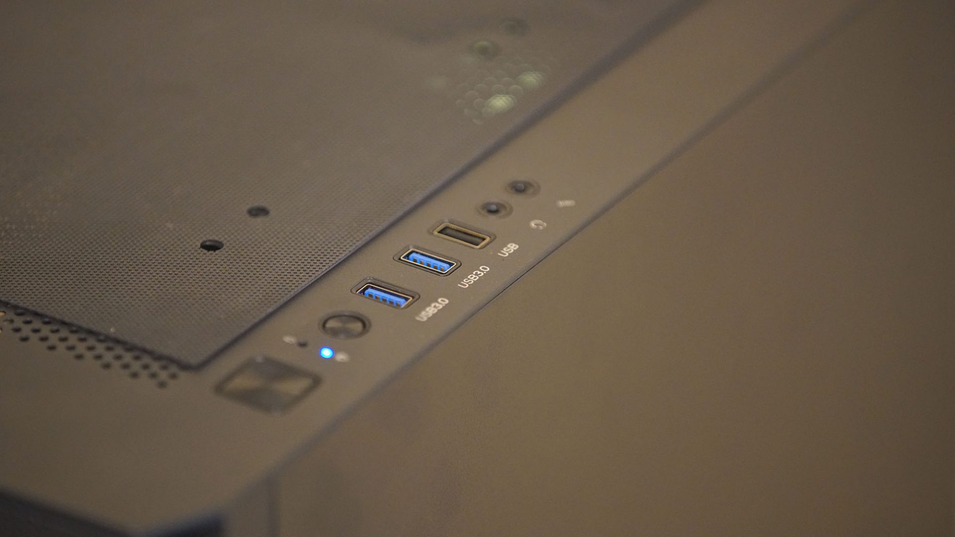 Обзор ПК Quoted Tech Shield — игровой зверь без переплат картинка Компьютер Tech Shield: игровой старт без головной боли