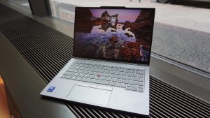 Lenovo похоронила ThinkPad, но X9 Aura ломает все правила