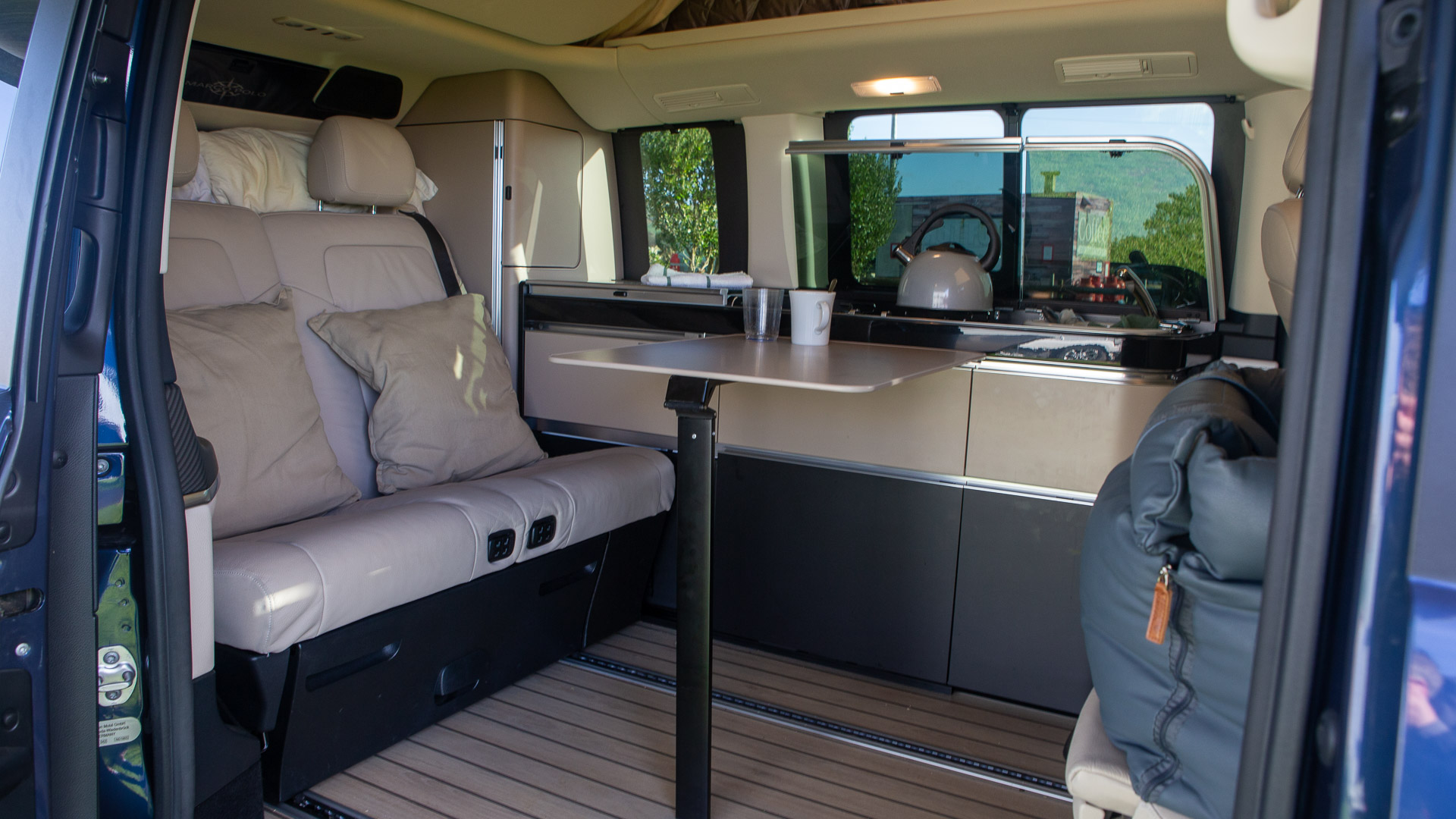 Mercedes Marco Polo стоит как квартира в Москве: разбираемся, за что просят 10 миллионов