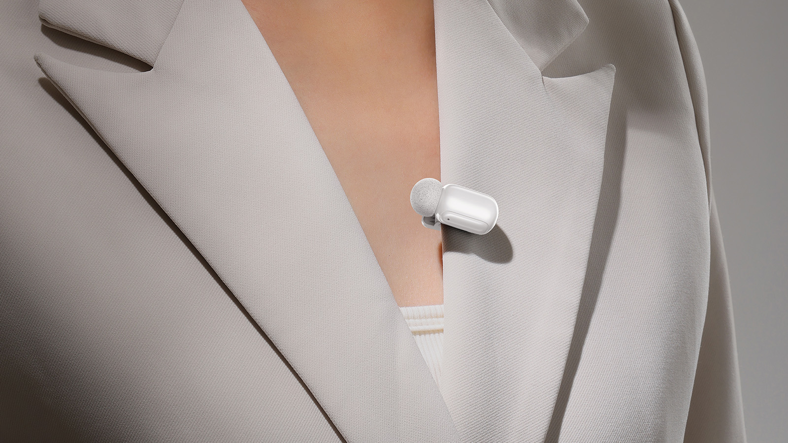 Ulanzi шокирует: мини-микрофон дешевле, чем у DJI и RODE картинка Микрофон Ulanzi A200 и чистый звук для блогеров