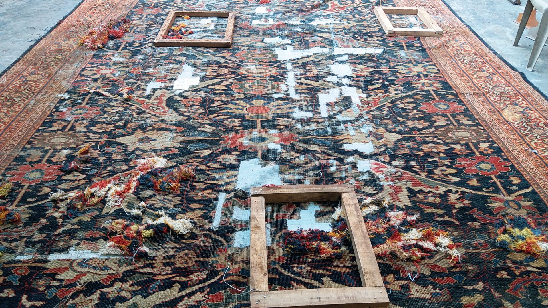 Моль и грязь — не приговор почему вы совершаете ошибку, выбрасывая старый ковер