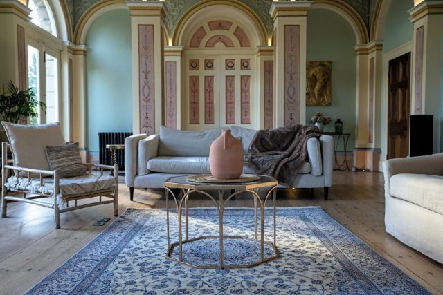 Моль и грязь — не приговор почему вы совершаете ошибку, выбрасывая старый ковер