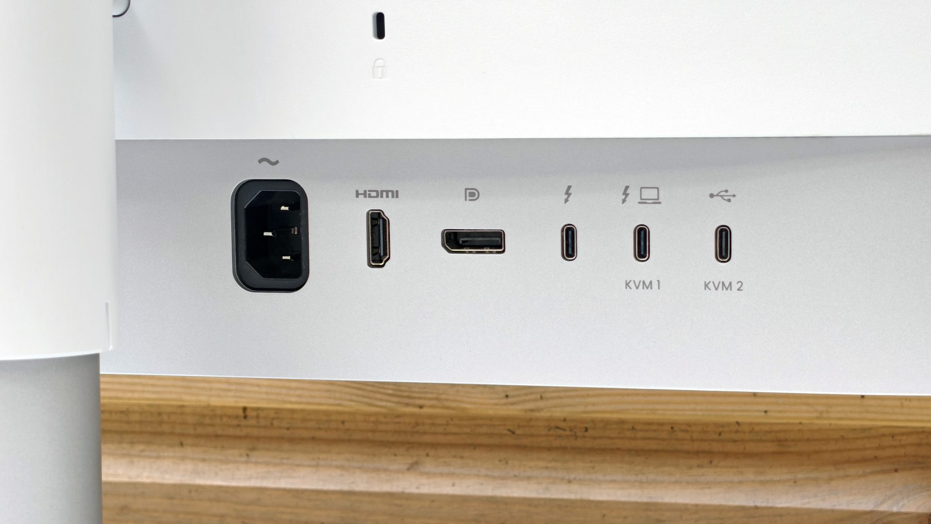 Обзор монитора BenQ PD2730S: великолепное качество 5K картинка Монитор BenQ PD2730S: честный 5K для работы с цветом