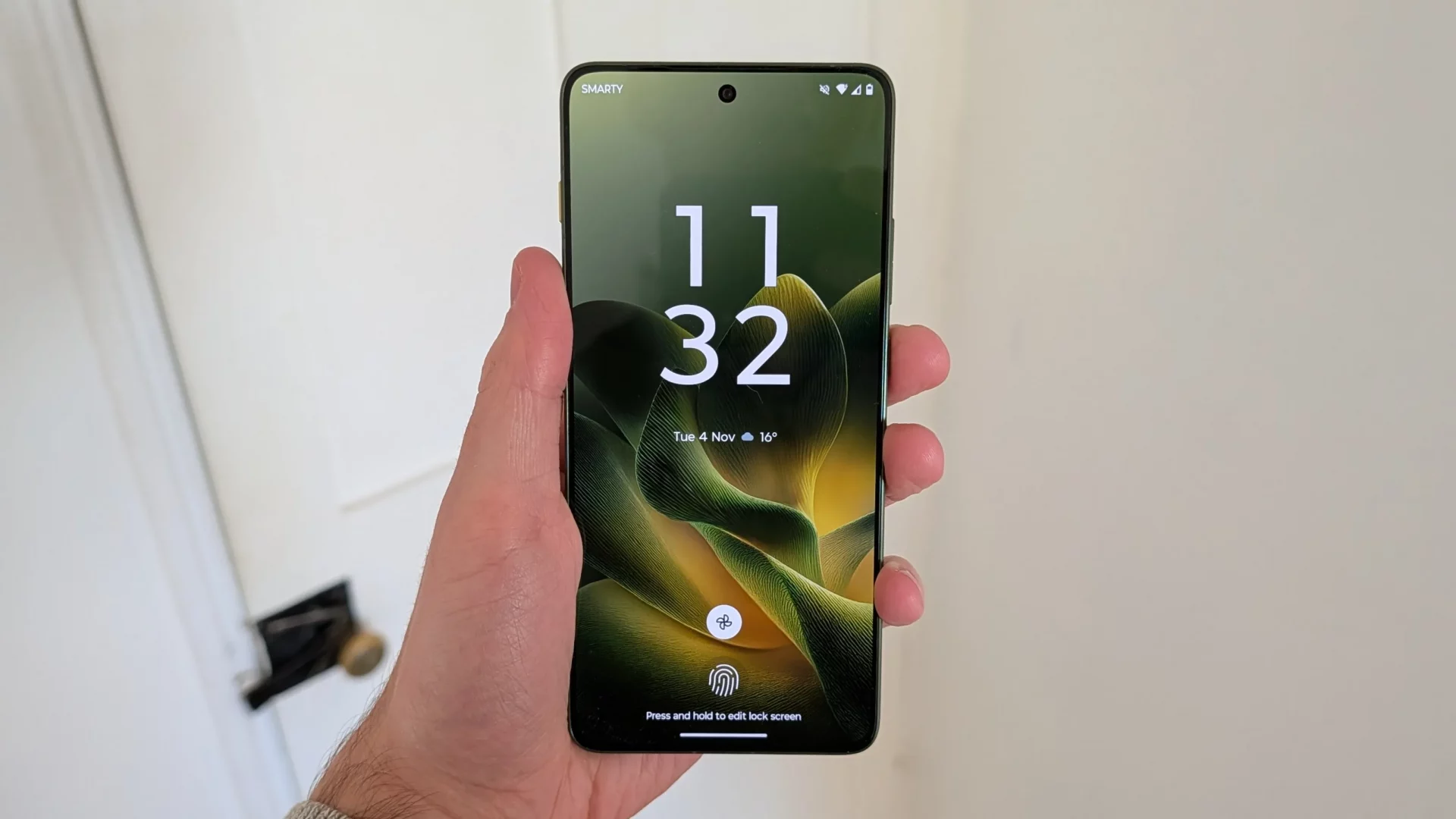 Motorola Edge 70 — это обман красивый корпус, слабая начинка и неадекватная цена