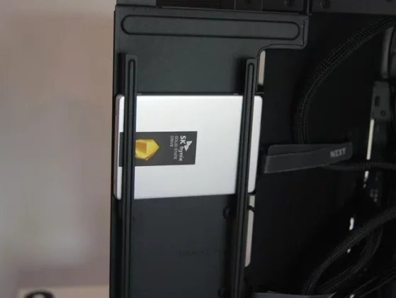 NZXT H9 Flow RGB+ (2025)