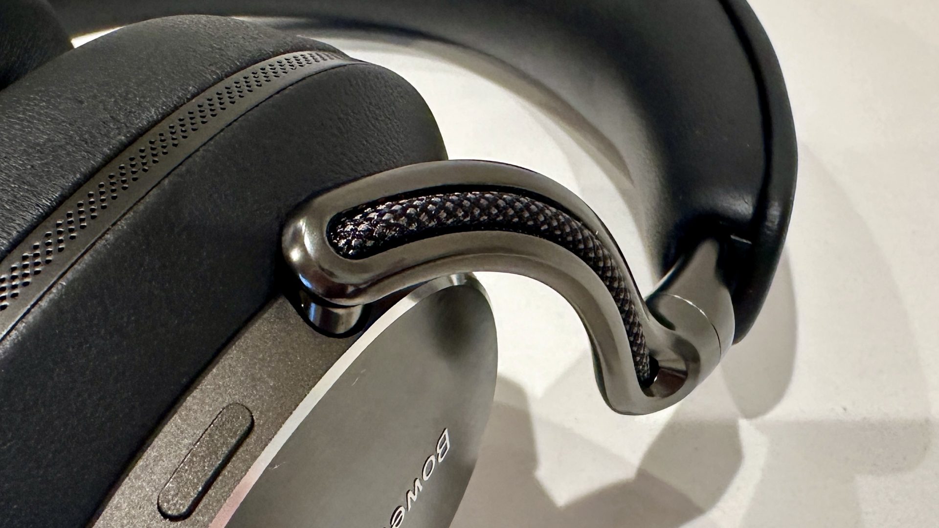 Наушники Bowers & Wilkins Px8 S2: премиум-звук
